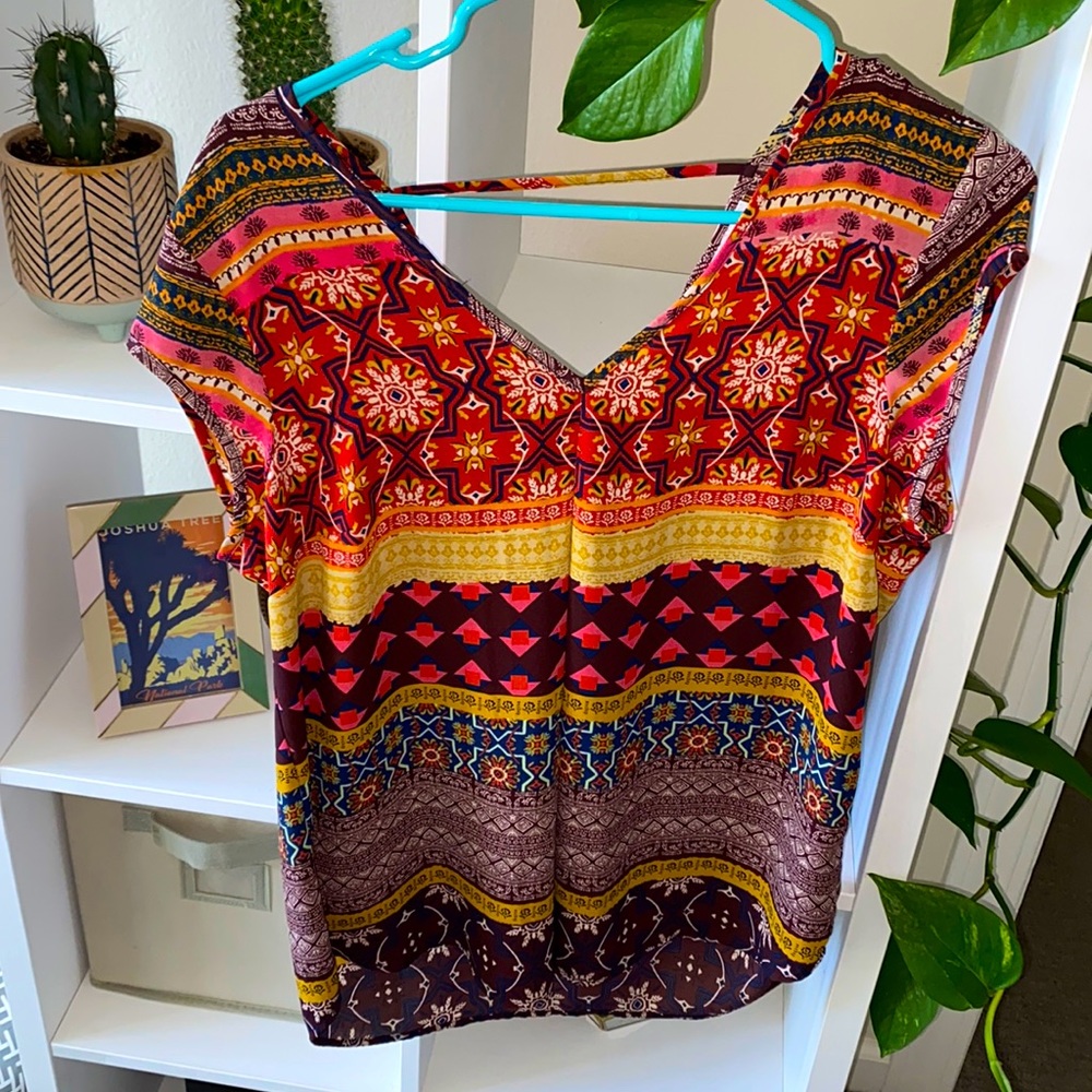 MOVING SALE DR2 colorful blouse NEW